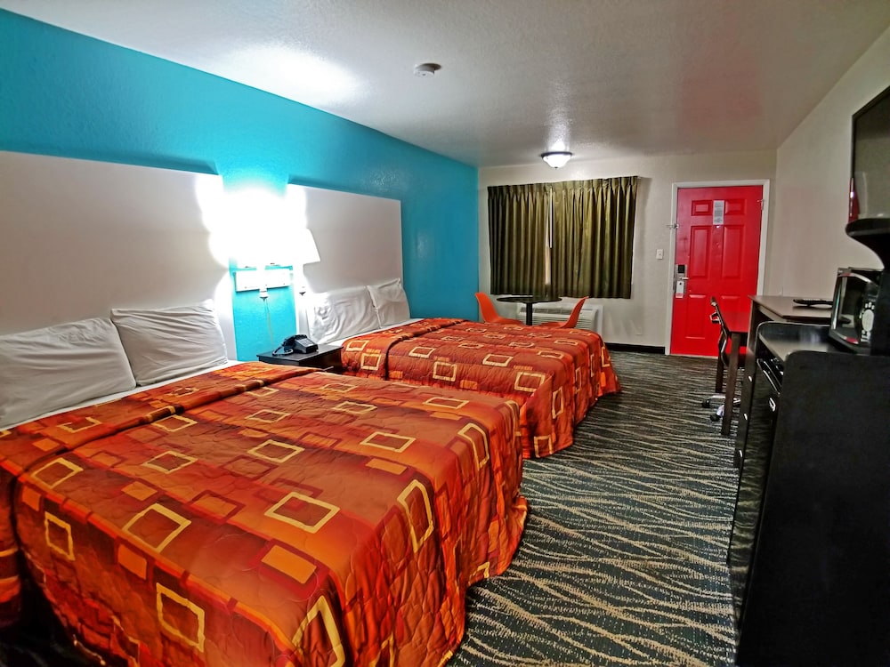 Imagen de la habitación del Hotel Howard Johnson by Wyndham Houston Hobby Airport. Foto 7