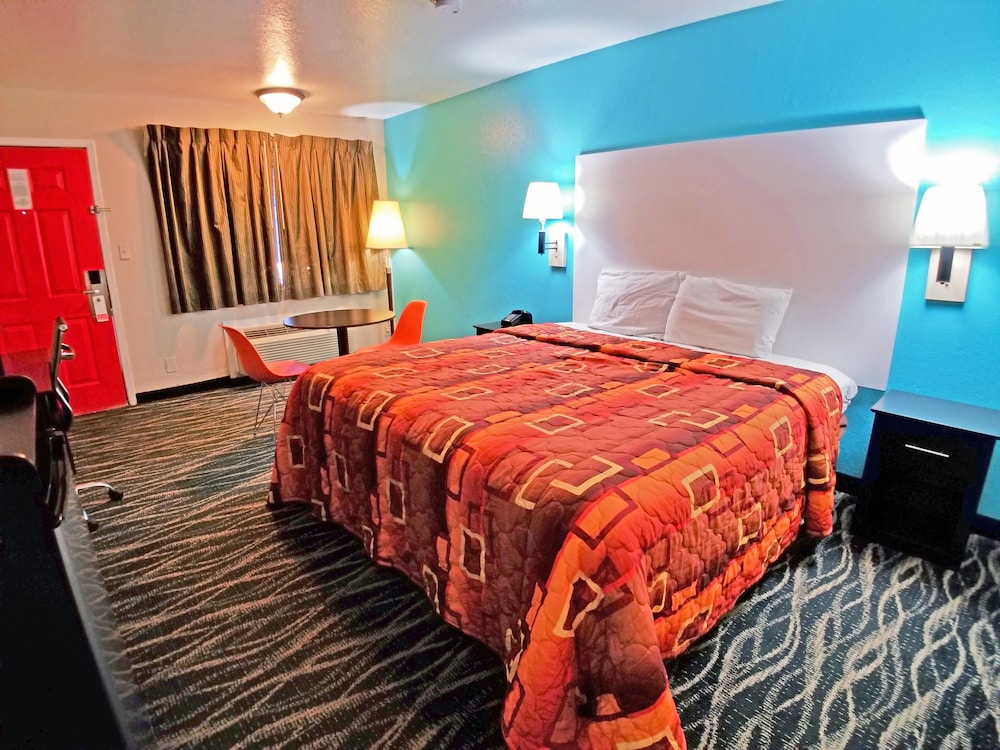 Imagen de la habitación del Hotel Howard Johnson by Wyndham Houston Hobby Airport. Foto 9