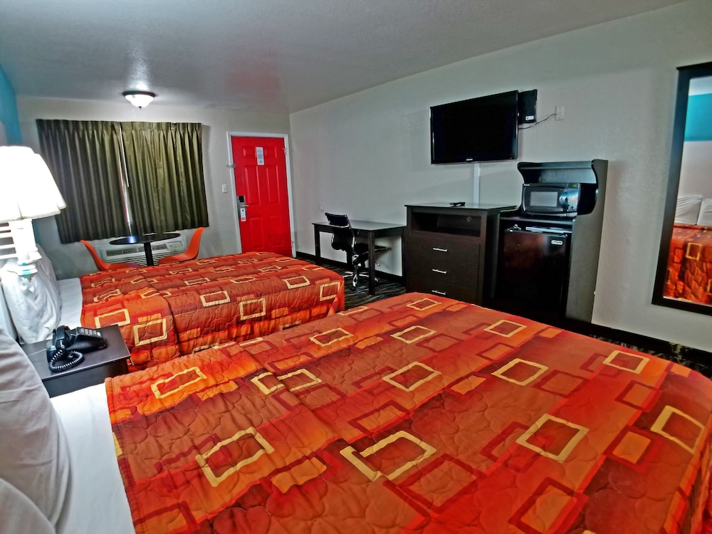 Imagen de la habitación del Hotel Howard Johnson by Wyndham Houston Hobby Airport. Foto 10