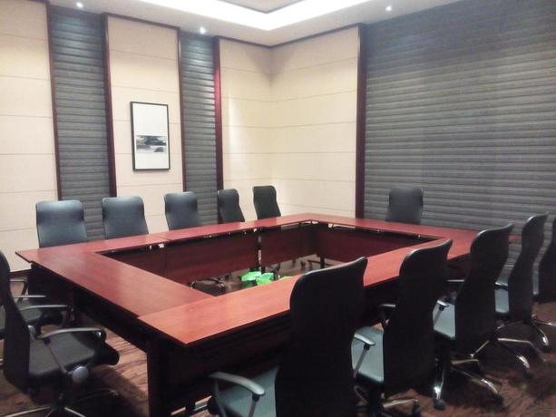 Imagen general del Hotel Howard Johnson by Wyndham Huaihai Resort Lushan. Foto 2