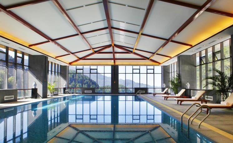 Imagen general del Hotel Howard Johnson by Wyndham Huaihai Resort Lushan. Foto 5