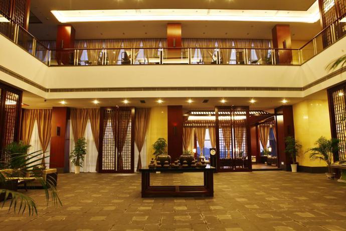 Imagen general del Hotel Howard Johnson by Wyndham Huaihai Resort Lushan. Foto 6