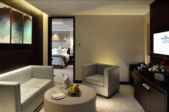 Imagen de la habitación del Hotel Howard Johnson by Wyndham IFC Plaza Ningbo. Foto 15