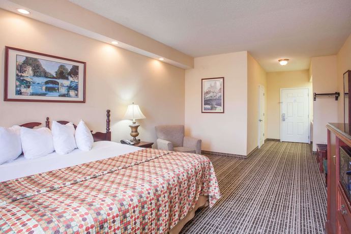 Imagen de la habitación del Hotel Howard Johnson by Wyndham Jackson. Foto 9
