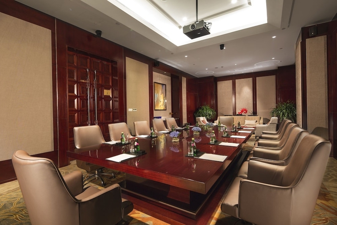 Imagen de los interiores del Hotel Howard Johnson by Wyndham Kangda Plaza Qingdao. Foto 15