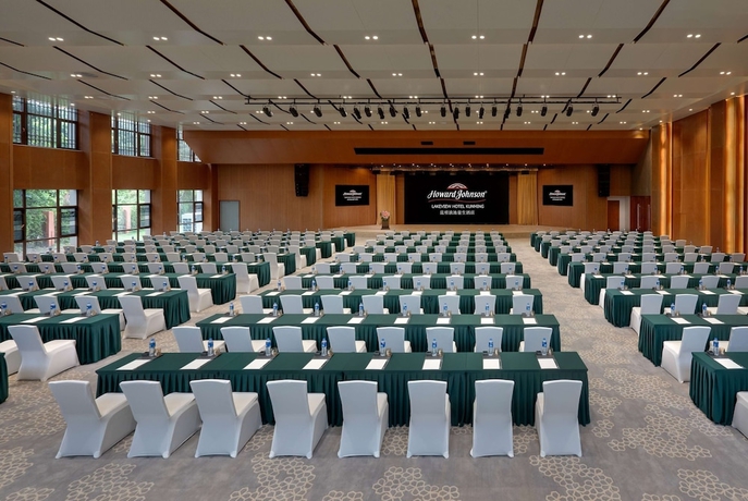 Imagen de los interiores del Hotel Howard Johnson by Wyndham LakeView Kunming. Foto 13