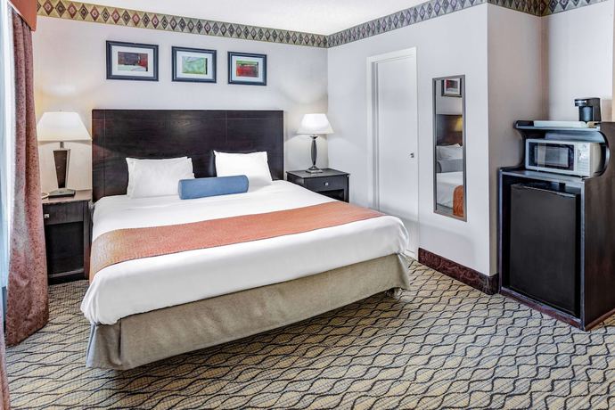 Imagen de la habitación del Hotel Howard Johnson by Wyndham Lenox. Foto 3