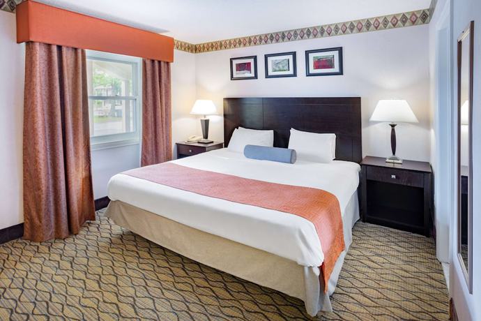 Imagen de la habitación del Hotel Howard Johnson by Wyndham Lenox. Foto 7
