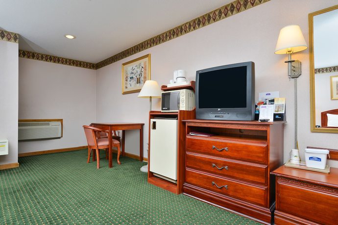 Imagen de la habitación del Hotel Howard Johnson by Wyndham Lenox. Foto 14