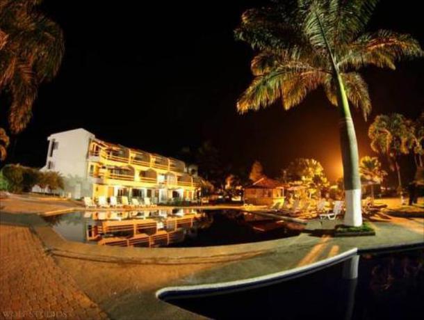 Imagen general del Hotel Howard Johnson by Wyndham Montanita. Foto 3