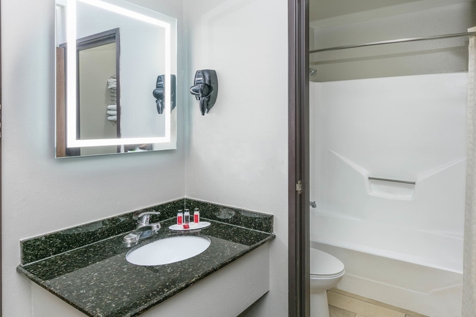Imagen de la habitación del Hotel Howard Johnson by Wyndham New Braunfels. Foto 12