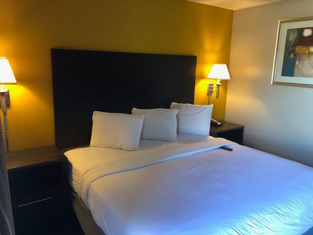 Imagen de la habitación del Hotel Howard Johnson by Wyndham Odessa TX. Foto 12