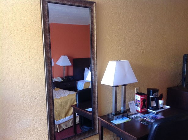 Imagen de la habitación del Hotel Howard Johnson by Wyndham Orlando/International Drive. Foto 8