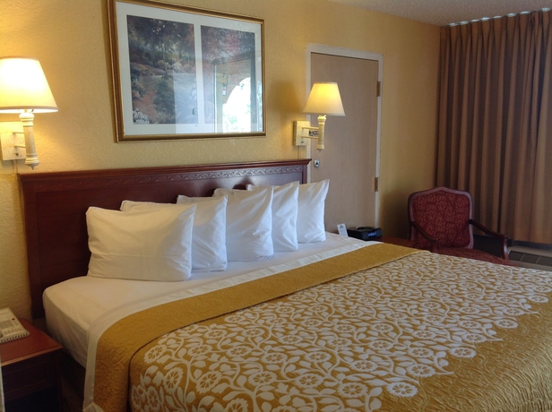 Imagen de la habitación del Hotel Howard Johnson by Wyndham Orlando/International Drive. Foto 9