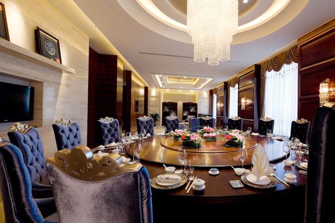 Imagen de la habitación del Hotel Howard Johnson by Wyndham Parkview Plaza Erdos. Foto 9