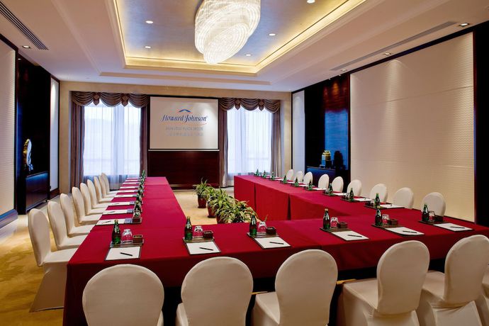 Imagen de los interiores del Hotel Howard Johnson by Wyndham Parkview Plaza Erdos. Foto 17