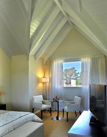 Imagen de la habitación del Hotel Howard Johnson by Wyndham Piedras Moras. Foto 8