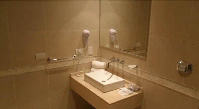 Imagen de la habitación del Hotel Howard Johnson by Wyndham Piedras Moras. Foto 9