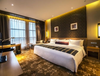 Imagen de la habitación del Hotel Howard Johnson by Wyndham Puhui Plaza Chongqing. Foto 5