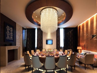Imagen del bar/restaurante del Hotel Howard Johnson by Wyndham Puhui Plaza Chongqing. Foto 2