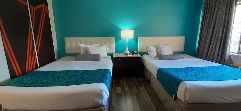 Imagen de la habitación del Hotel Howard Johnson by Wyndham Reno Downtown. Foto 5