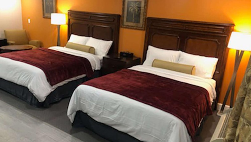 Imagen de la habitación del Hotel Howard Johnson by Wyndham Ridgecrest, CA. Foto 2