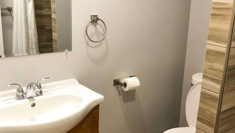 Imagen de la habitación del Hotel Howard Johnson by Wyndham Ridgecrest, CA. Foto 7