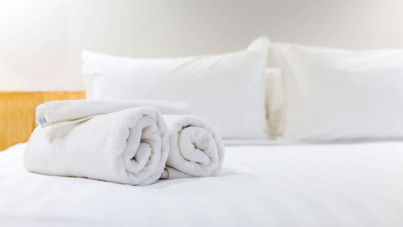 Imagen de la habitación del Hotel Howard Johnson by Wyndham Ridgecrest, CA. Foto 8