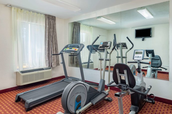 Imagen de los interiores del Hotel Howard Johnson by Wyndham Rock Hill. Foto 14