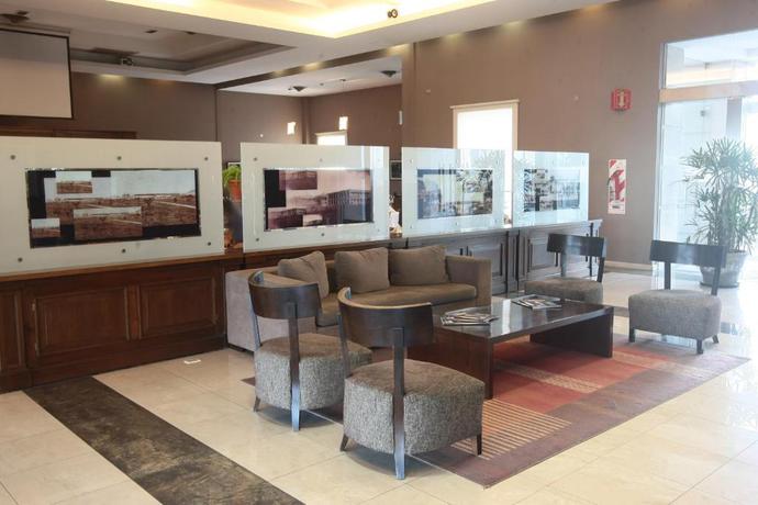 Imagen de los interiores del Hotel Howard Johnson by Wyndham Sierras Hotel and Casino. Foto 9