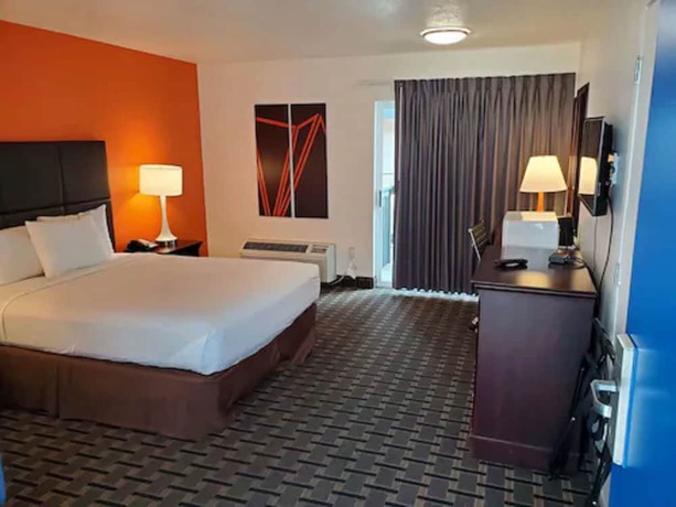 Imagen de la habitación del Hotel Howard Johnson by Wyndham Spokane. Foto 7