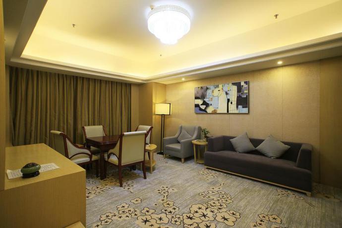 Imagen de la habitación del Hotel Howard Johnson by Wyndham Tianmu Lake Plaza Liyang. Foto 17
