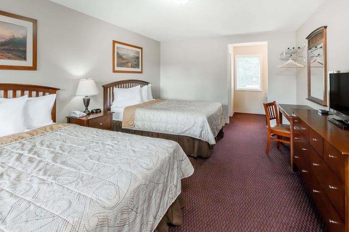 Imagen de la habitación del Hotel Howard Johnson by Wyndham Traverse City. Foto 12