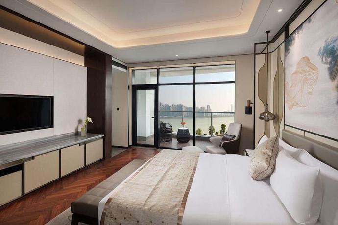 Imagen de la habitación del Hotel Howard Johnson by Wyndham Yacht Club Hotel Changsha. Foto 10