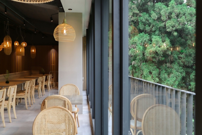 Imagen del bar/restaurante del Hotel Howard RESORT Xitou. Foto 3
