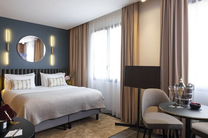 Imagen de la habitación del Hotel Howard Sur Seine. Foto 15