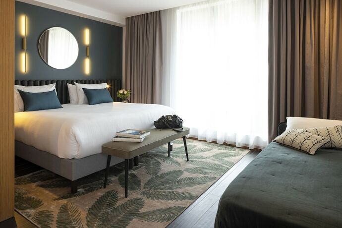 Imagen de la habitación del Hotel Howard Sur Seine. Foto 17