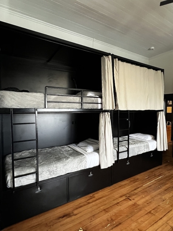 Imagen de la habitación del Hotel Howzit Hostels Hawaii. Foto 13