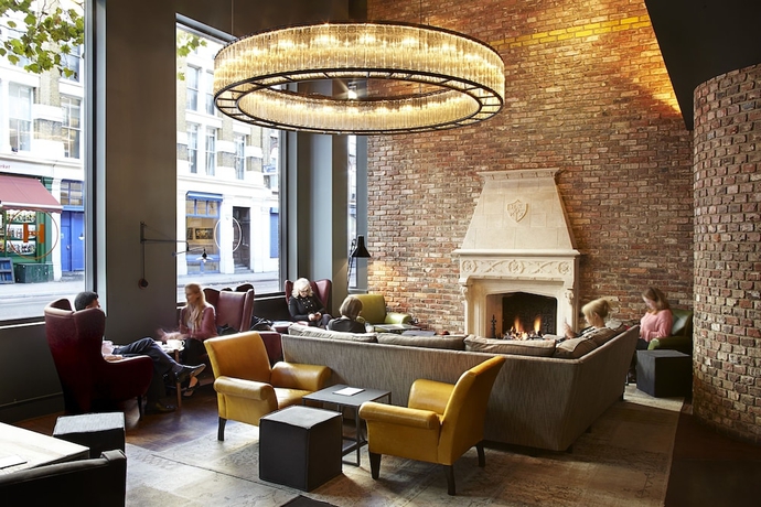 Imagen de los interiores del Hotel Hoxton. Foto 15