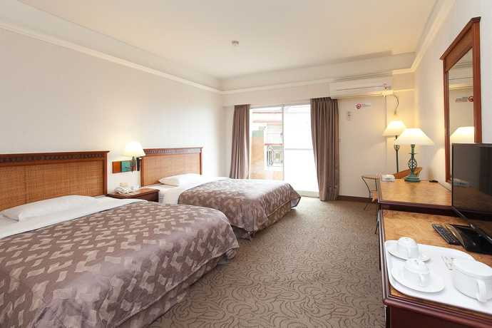 Imagen de la habitación del Hotel Hoya Hot Springs. Foto 14