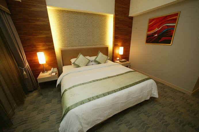 Imagen de la habitación del Hotel Hoya Hot Springs Resort And Spa. Foto 11