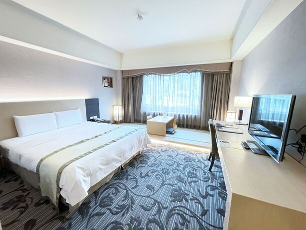 Imagen de la habitación del Hotel Hoya Hot Springs Resort And Spa. Foto 14