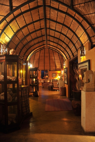Imagen de los interiores del Hotel Hoyo Hoyo Safari Lodge. Foto 13