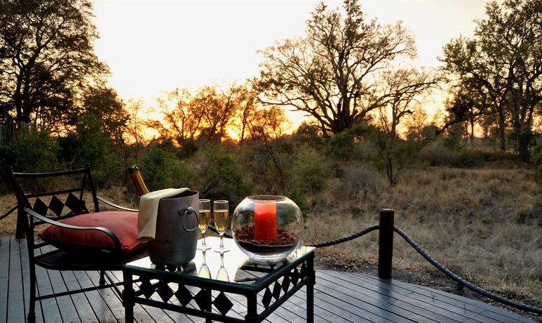 Imagen de los exteriores del Hotel Hoyo Hoyo Safari Lodge. Foto 11