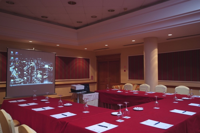 Imagen de los interiores del Hotel Hoyuela. Foto 10