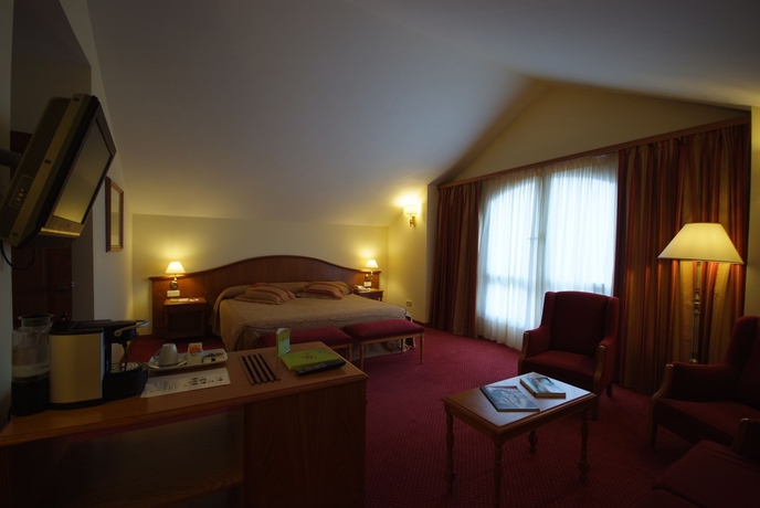 Imagen de la habitación del Hotel Hoyuela. Foto 6