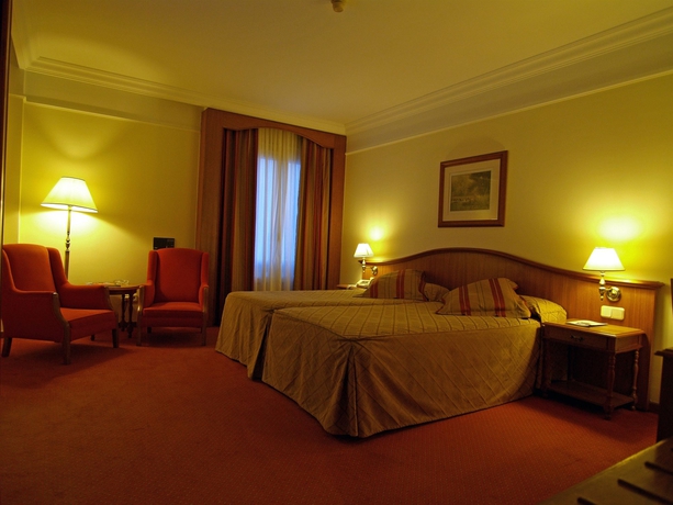 Imagen de la habitación del Hotel Hoyuela. Foto 7