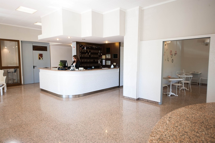 Imagen de los interiores del Hotel Hp Fly Bologna. Foto 15