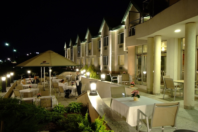 Imagen de los exteriores del Hotel Hp Park. Foto 9