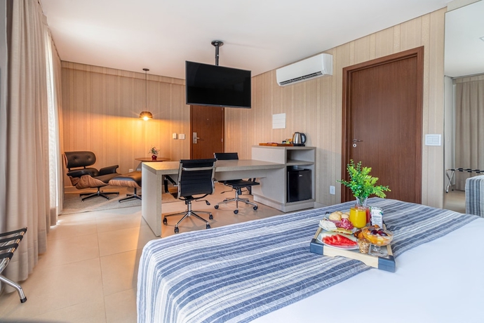 Imagen de la habitación del Hotel Hplus Premium Palmas. Foto 9